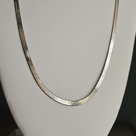 Vintage BBI Italy Sterling Silver 925 Long Herringbone Chain Necklace 30-inch - Picture 5 of 13